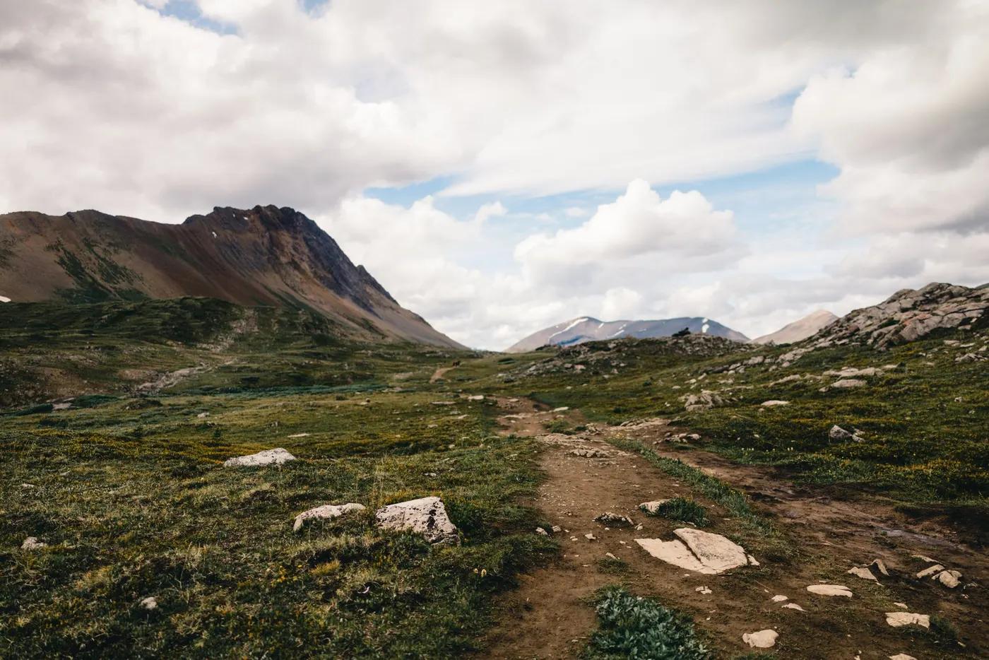 Explore the rugged beauty and vast landscapes of Jasper National Park, Alberta, Canada.
